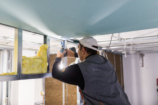 Best Crawl Space Insulation  in Eastmont, WA